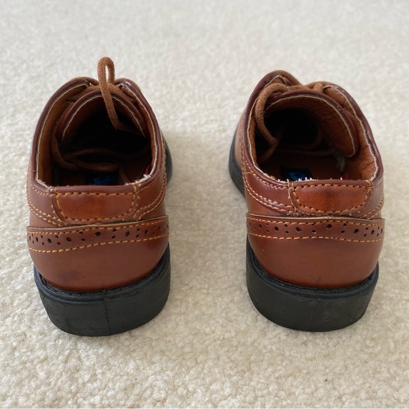 Gently used Josmo toddler brown Oxford shoes size 7 - Picture 3 of 6